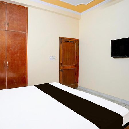 Hotel O Nd Home Cottage Ghaziabad Bagian luar foto