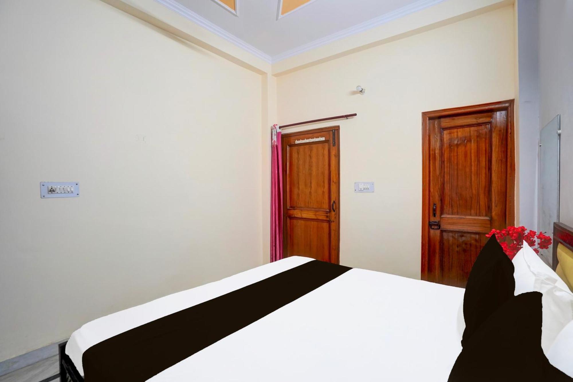 Hotel O Nd Home Cottage Ghaziabad Bagian luar foto